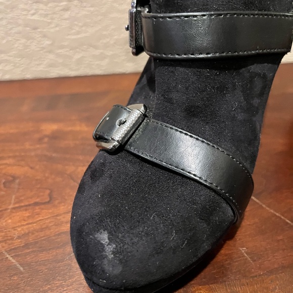 Sam & Libby Black Triple Strap Ankle Boots - Picture 7 of 13